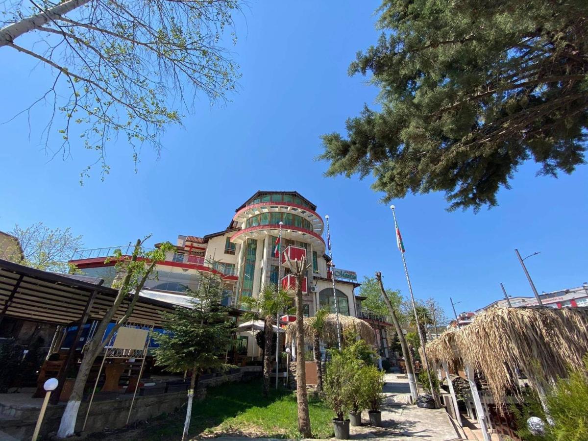 Meatsa Hotel Кирджалі Екстер'єр фото