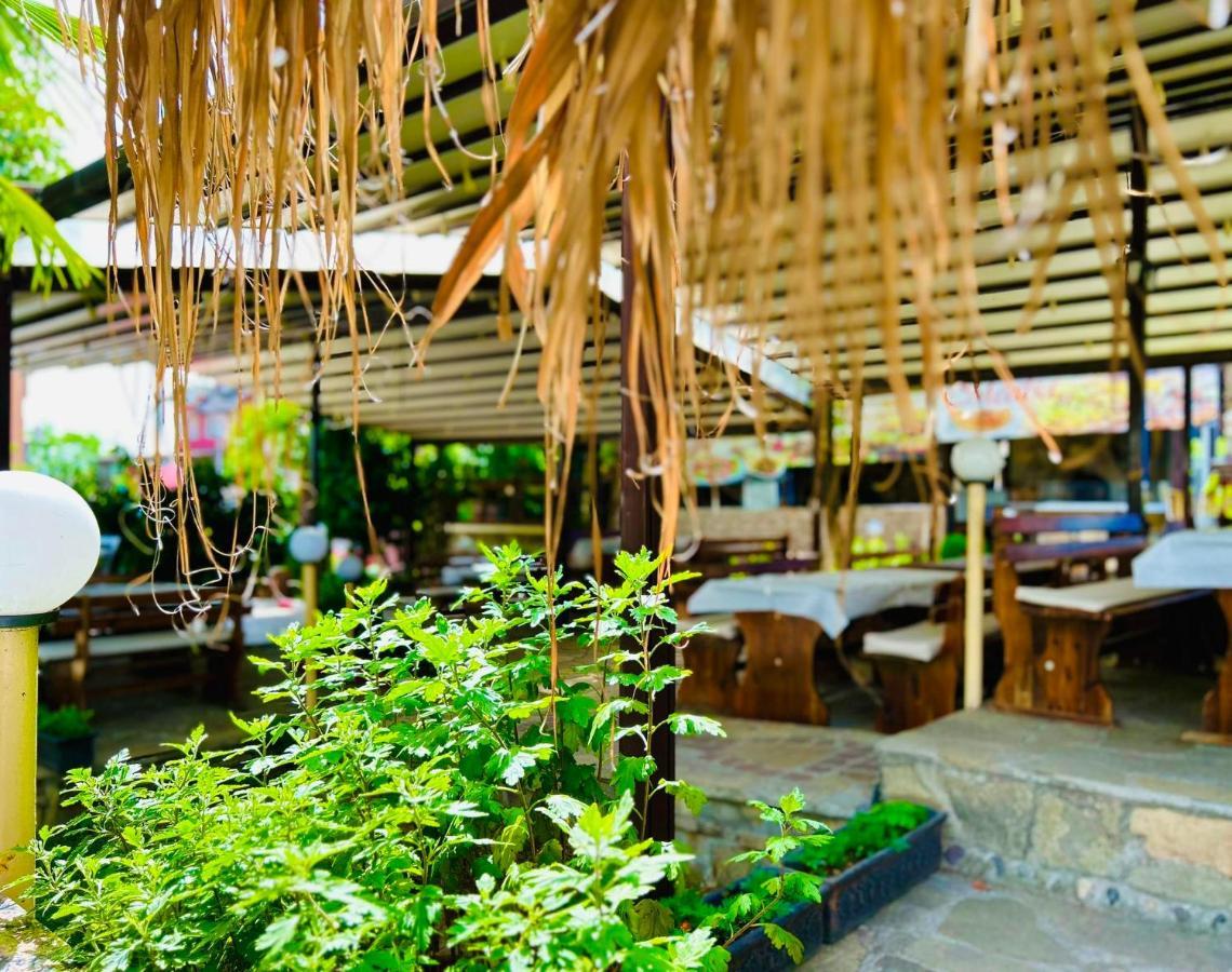 Meatsa Hotel Кирджалі Екстер'єр фото