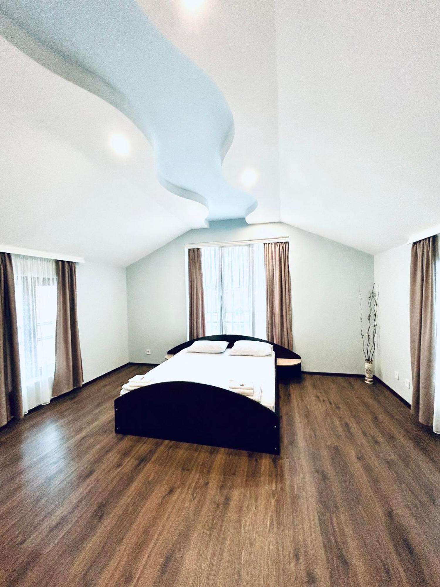 Meatsa Hotel Кирджалі Екстер'єр фото